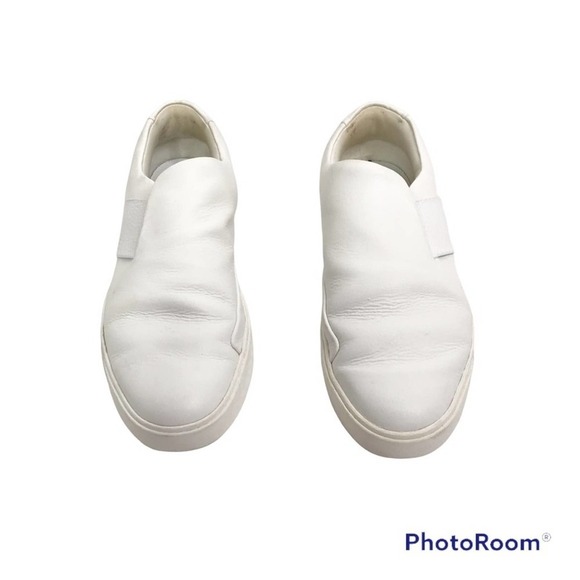 Nike Blazer City Ease solid white slip on sneakers size 9.5 - Picture 2 of 9